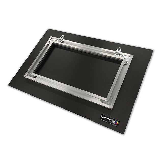 Hidden metallic floater frame